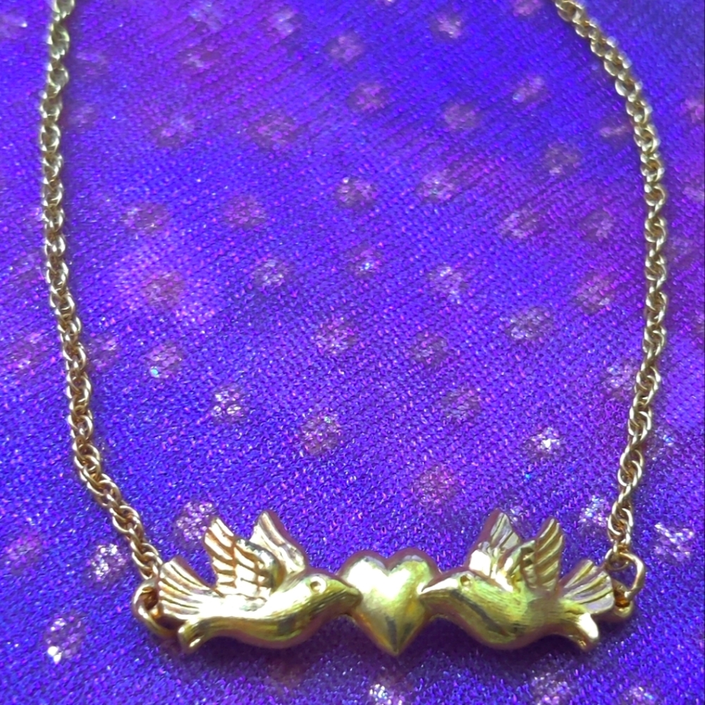 Avon Vintage 1980's Gold Toned Love Birds Anklet